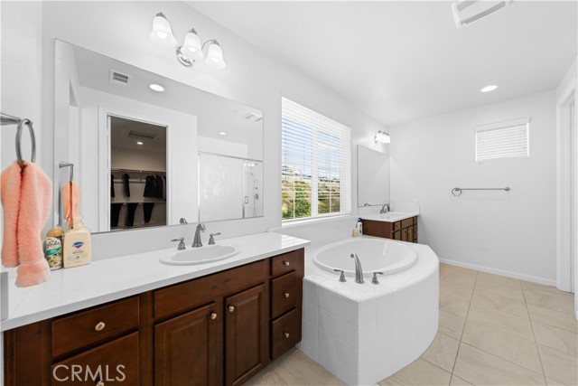 Detail Gallery Image 15 of 61 For 12170 Casper Ct, Rancho Cucamonga,  CA 91739 - 6 Beds | 5/1 Baths