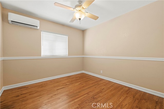 Detail Gallery Image 15 of 32 For 24123 Wildwood Canyon Rd, Newhall,  CA 91321 - 4 Beds | 2 Baths