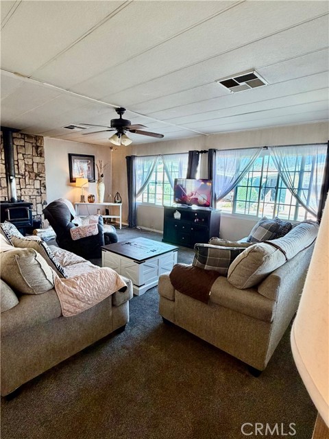 Detail Gallery Image 10 of 39 For 31816 Avenue Avenue #16,  Yucaipa,  CA 92399 - 2 Beds | 2 Baths