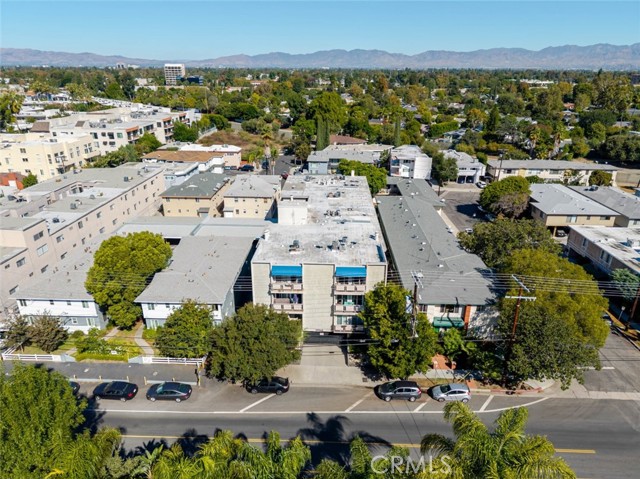 Detail Gallery Image 22 of 25 For 13543 Moorpark St #7,  Sherman Oaks,  CA 91423 - 2 Beds | 2 Baths