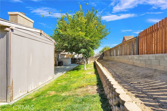 Detail Gallery Image 35 of 38 For 13279 Sundance Cir, Victorville,  CA 92392 - 4 Beds | 2 Baths