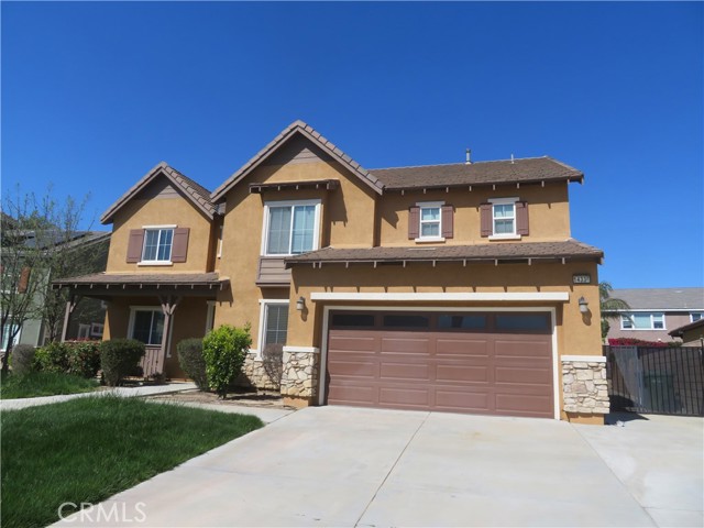 14336 Saline Drive, Eastvale CA: https://media.crmls.org/medias/2ecded81-bab4-4684-b19c-ce376bef43cb.jpg