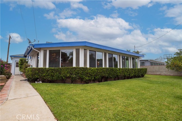 Detail Gallery Image 2 of 43 For 9615 Dorrington Ave, Arleta,  CA 91331 - 3 Beds | 2 Baths