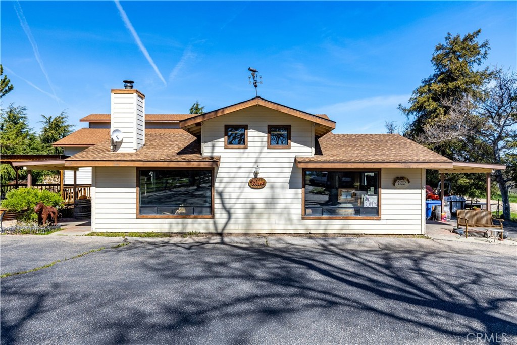 2023 Twelve Oaks Drive