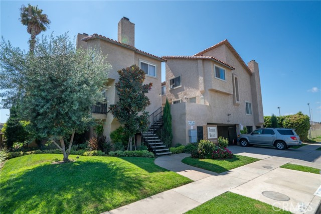 Detail Gallery Image 3 of 17 For 1370 San Juan St, Tustin,  CA 92780 - – Beds | – Baths