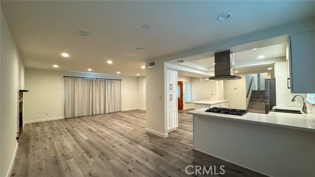 22762 Avenue San Luis photo 60