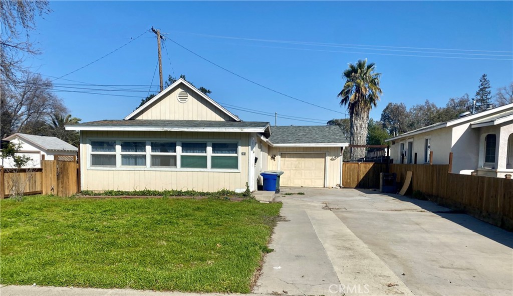 285 E 23rd Street, Merced, CA 95340