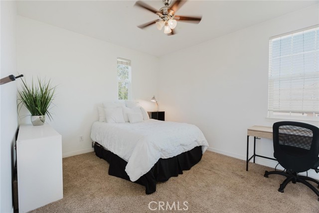 26052 Shadow Rock Lane, Valencia CA: https://media.crmls.org/medias/2ecfe1ef-cc27-4d52-bd34-c00423083724.jpg