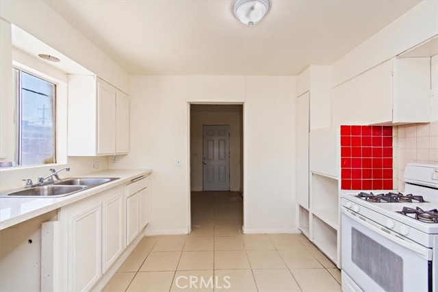 Detail Gallery Image 6 of 26 For 66229 4th St, Desert Hot Springs,  CA 92240 - 5 Beds | 3 Baths