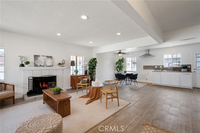 1124 W 123rd Street, Los Angeles CA: https://media.crmls.org/medias/2ecff632-5fa2-4c3e-bb89-81dee8c08f10.jpg