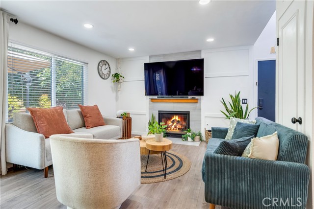 9740 Woodleaf Drive, Rancho Cucamonga CA: https://media.crmls.org/medias/2ed00491-badf-48bd-9795-da709a66141a.jpg