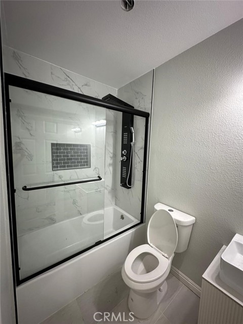 Detail Gallery Image 21 of 58 For 1131 E 21st, Long Beach,  CA 90806 - 5 Beds | 5 Baths