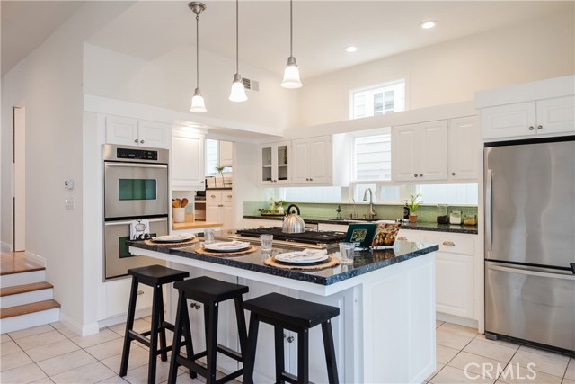 Kitchen with Center Island