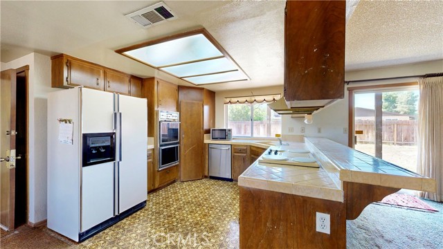 Detail Gallery Image 22 of 66 For 20061 Seneca Rd, Apple Valley,  CA 92307 - 3 Beds | 2 Baths