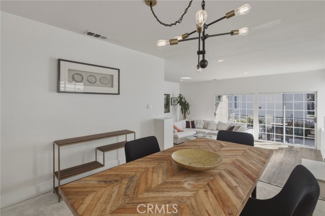 716 Lucia, Redondo Beach, California 90277, 3 Bedrooms Bedrooms, ,3 BathroomsBathrooms,Residential,For Sale,Lucia,SB26088691