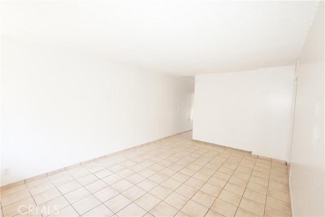 1108 Monterey Street, Bakersfield CA: https://media.crmls.org/medias/2ed14051-ffe6-4eff-8a5d-f09e143f7c0a.jpg