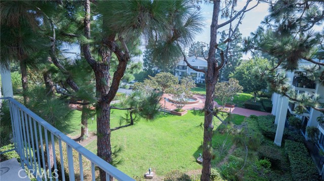 Detail Gallery Image 10 of 19 For 102 Scholz #37,  Newport Beach,  CA 92663 - 1 Beds | 1 Baths