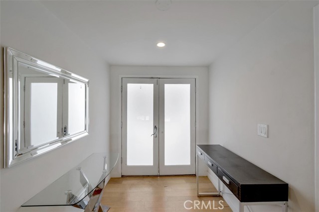 Detail Gallery Image 26 of 66 For 24216 Calvert St, Woodland Hills,  CA 91367 - 5 Beds | 3/1 Baths