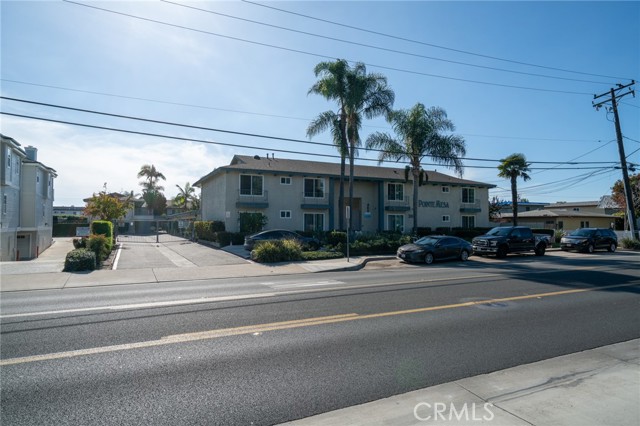 Detail Gallery Image 3 of 19 For 365 W Wilson St, Costa Mesa,  CA 92627 - – Beds | – Baths