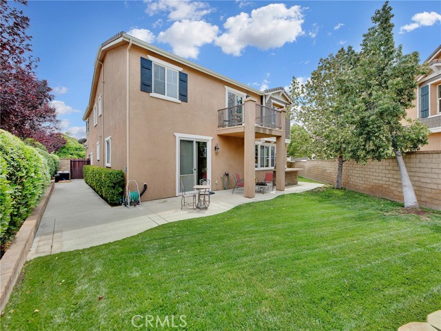 20361 Julia Lane, Saugus CA: https://media.crmls.org/medias/2ed21784-e58f-443b-aa1b-428fad4dcee9.jpg