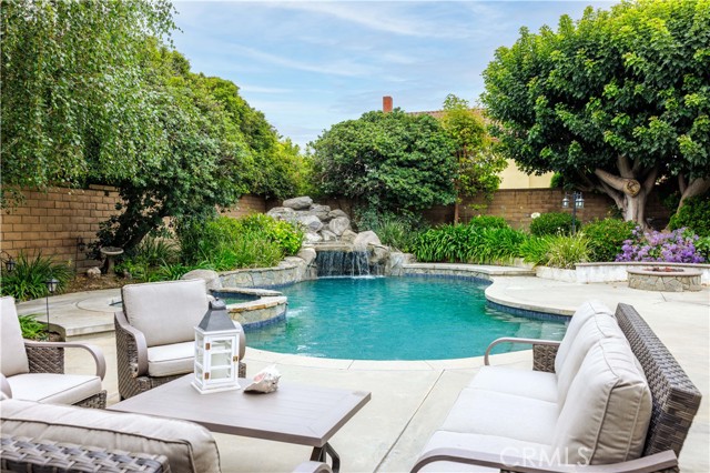 20709 Calle Pera, Yorba Linda CA: https://media.crmls.org/medias/2ed318b6-04bc-4388-9f50-f640696678f6.jpg