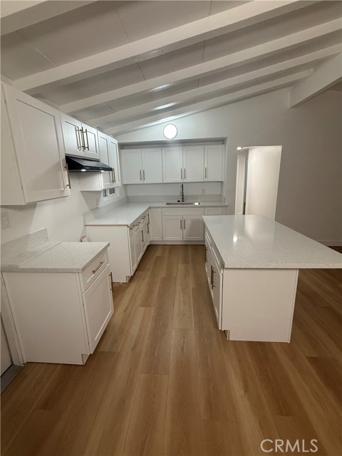 Detail Gallery Image 5 of 8 For 2100 2100 W Dogwood, Anaheim,  CA 92801 - 4 Beds | 2 Baths