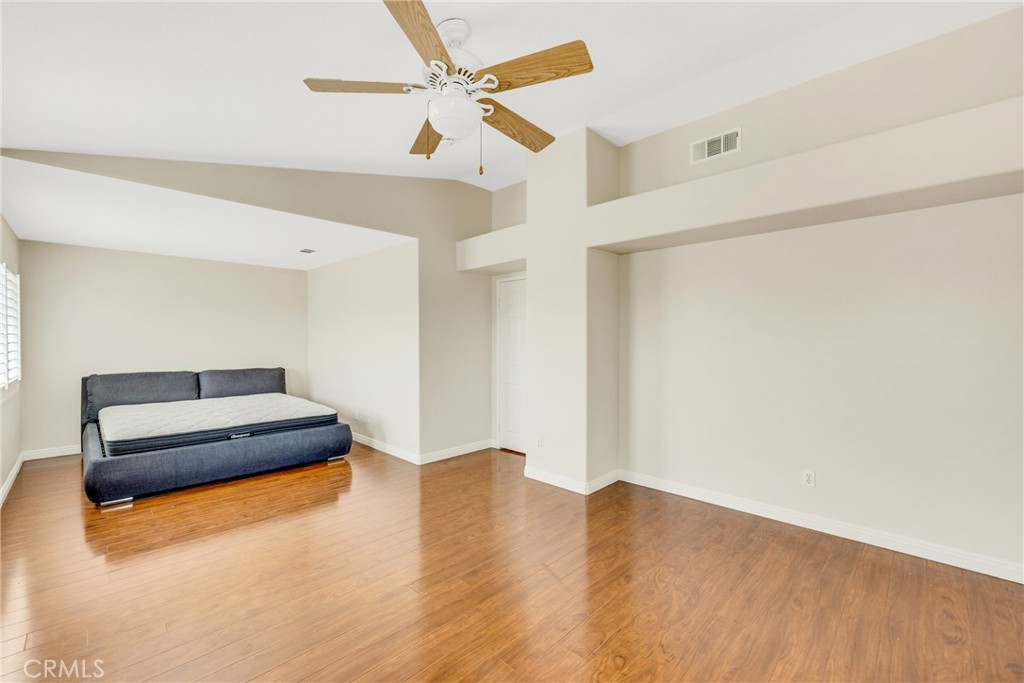 MLS #WS25153585 img 37