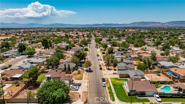 45532 Elm Avenue, Lancaster CA: https://media.crmls.org/medias/2ed406a6-6c7d-4816-bb48-943ddb6f0676.jpg