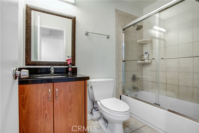 Detail Gallery Image 10 of 15 For 18350 Hatteras St #255,  Tarzana,  CA 91356 - 3 Beds | 2 Baths
