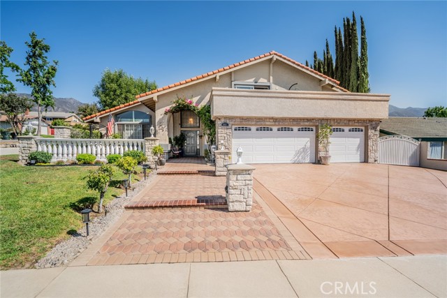 Detail Gallery Image 3 of 32 For 937 Emerson St, Upland,  CA 91784 - 4 Beds | 3 Baths