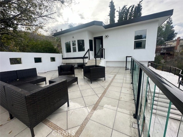 Detail Gallery Image 31 of 42 For 5128 Llano, Woodland Hills,  CA 91364 - 3 Beds | 3 Baths