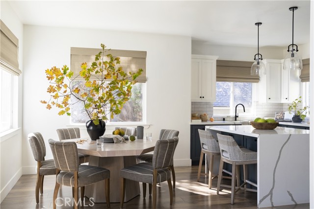 Detail Gallery Image 7 of 31 For 388 Primrose Cir, Lake Arrowhead,  CA 92352 - 6 Beds | 5 Baths