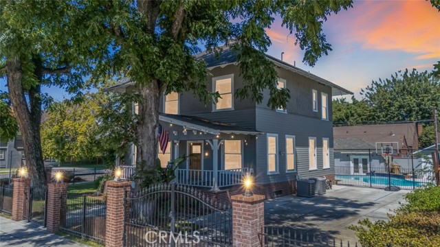 Detail Gallery Image 59 of 60 For 2124 20th St, Bakersfield,  CA 93301 - 4 Beds | 3/1 Baths