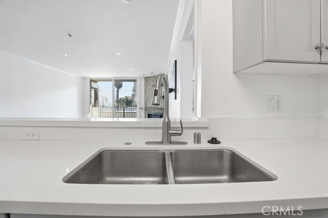 Detail Gallery Image 21 of 44 For 7320 Hawthorn Ave #108,  Los Angeles,  CA 90046 - 2 Beds | 2 Baths
