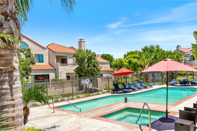 4176 Delphi Circle, Huntington Beach CA: https://media.crmls.org/medias/2ed5b901-be13-4f6d-b0ad-6d64726c2022.jpg