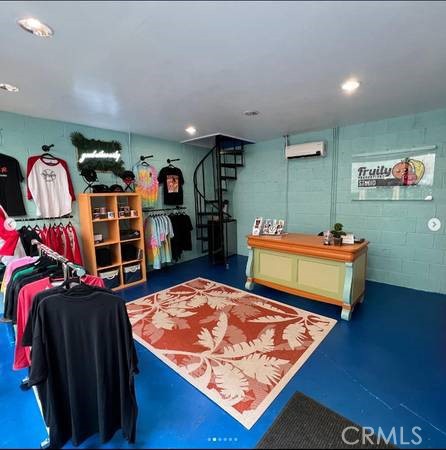 11417 Miranda Street, North Hollywood (los Angeles), California 91601, ,Commercial Lease,For Rent,11417 Miranda Street,CRSR25022604