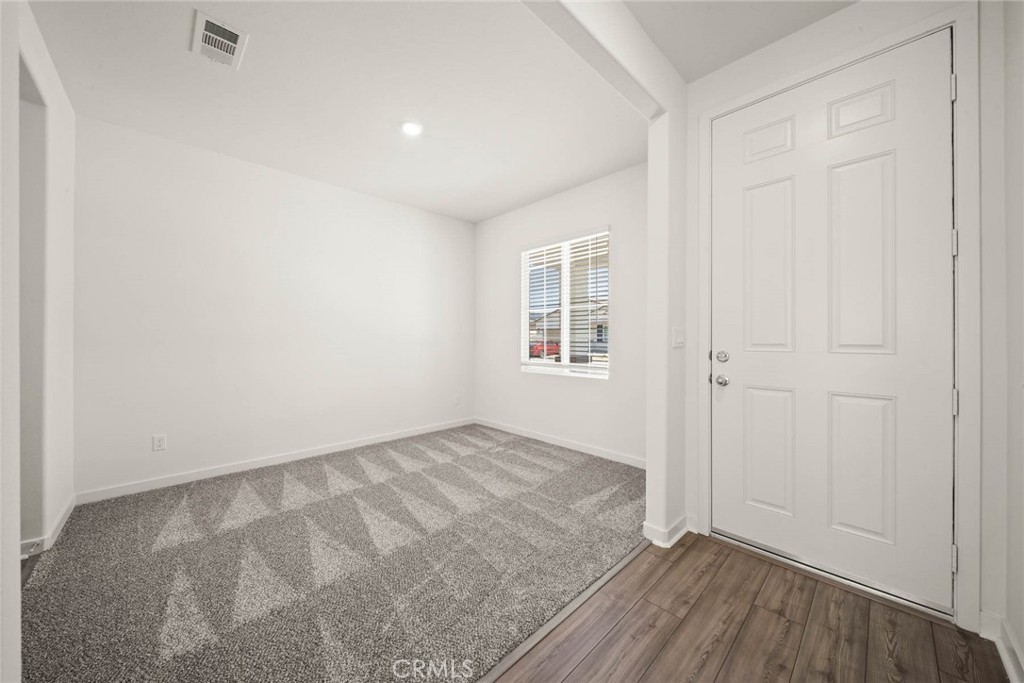 MLS #SW25067303 image #2