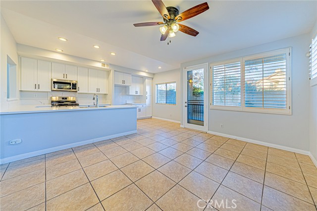 Detail Gallery Image 6 of 24 For 2030 Villa Del Lago #B,  Chino Hills,  CA 91709 - 3 Beds | 2/1 Baths