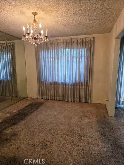 Detail Gallery Image 5 of 13 For 21731 Bryant, Canoga Park,  CA 91304 - 3 Beds | 2 Baths