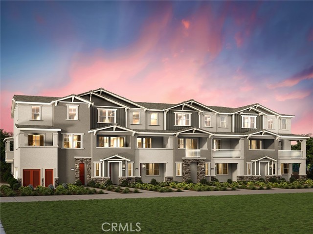 Front Image Thumbnail for CROC26048250