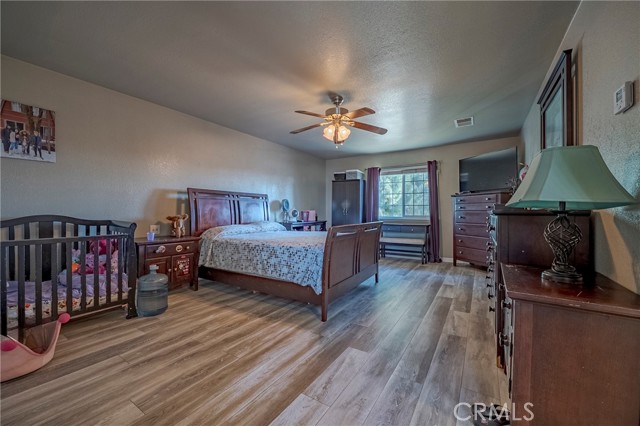 Detail Gallery Image 31 of 34 For 2415 E Childs Ave, Merced,  CA 95341 - 5 Beds | 2 Baths