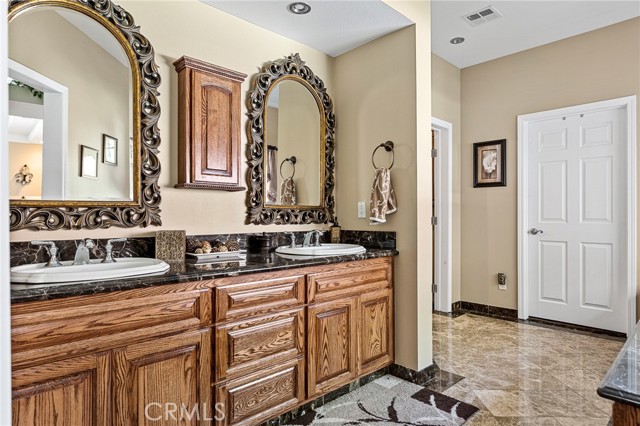 919 Venus Way, Crestline, CA 92325