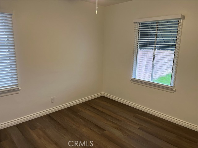 Detail Gallery Image 9 of 21 For 10341 Karmont, South Gate,  CA 90280 - 2 Beds | 1 Baths