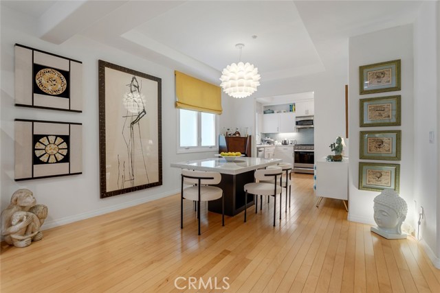 11952 Montana Ave, #203 photo 8