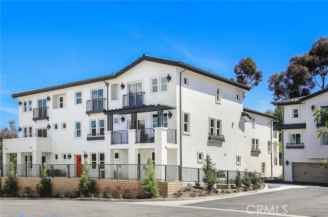 6 Oakmont Street, Phillips Ranch CA: https://media.crmls.org/medias/2ed9bb1e-fd6d-4595-b62a-6f62876e9d9d.jpg