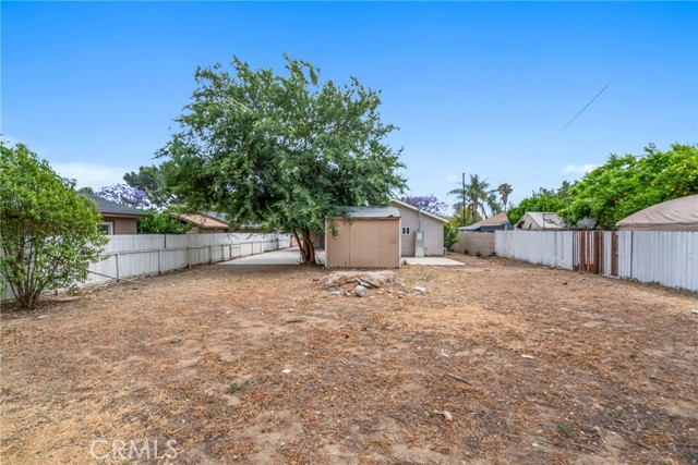 226 W Maitland Street, Ontario CA: https://media.crmls.org/medias/2eda7b53-ee58-421a-aa32-40b4a8406837.jpg