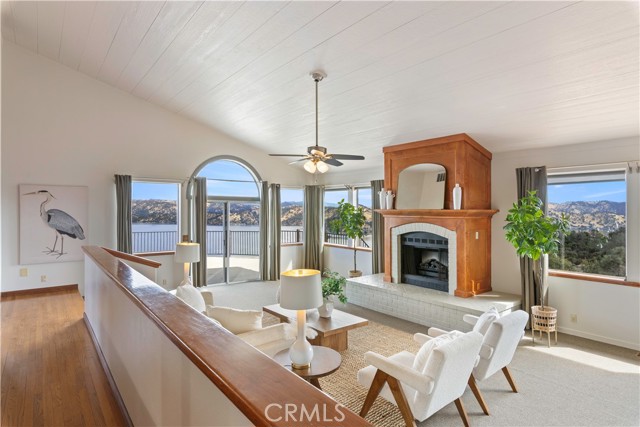 4683 Hawaina Way, Kelseyville CA: https://media.crmls.org/medias/2eda85bf-4b01-49ef-81cb-9ad81f662c11.jpg