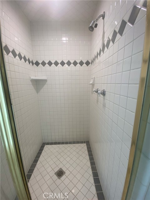 Detail Gallery Image 39 of 67 For 6492 Fairlynn Blvd, Yorba Linda,  CA 92886 - 5 Beds | 4 Baths