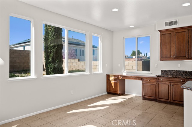 Detail Gallery Image 19 of 62 For 42437 71st, Lancaster,  CA 93536 - 5 Beds | 4 Baths