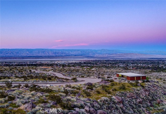 Detail Gallery Image 2 of 7 For 2550 Winter Sun Dr, Palm Springs,  CA 92262 - – Beds | – Baths